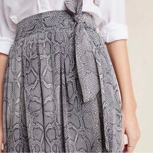 Anthropologie Gray Snake Print Skirt